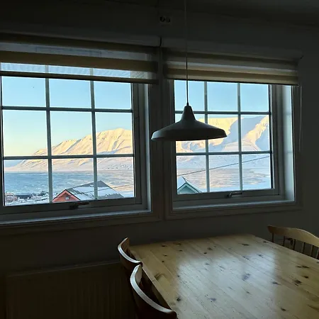Haugen Pensjonat Svalbard Longyearbyen Room photo