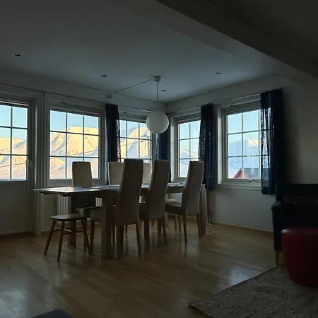 Haugen Pensjonat Svalbard Longyearbyen Room photo