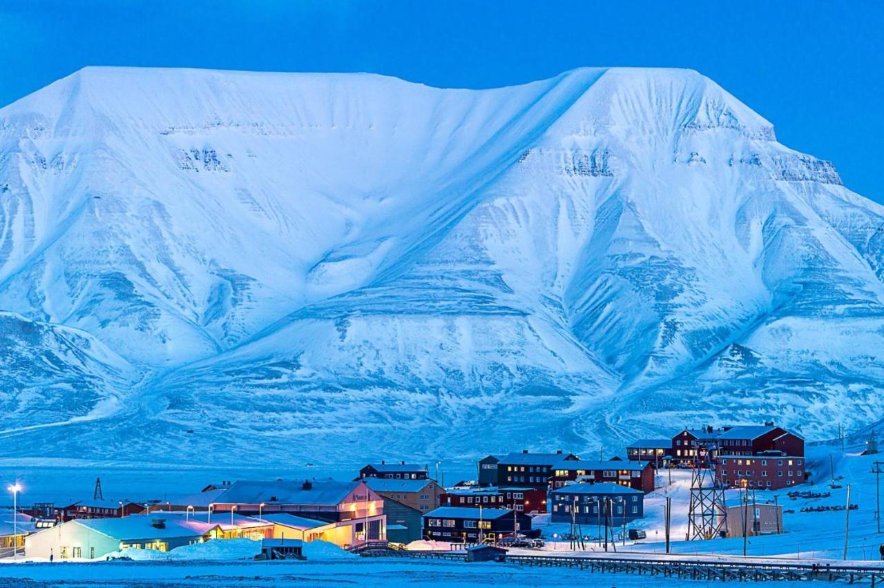 Gjestgiverier Haugen Svalbard Longyearbyen